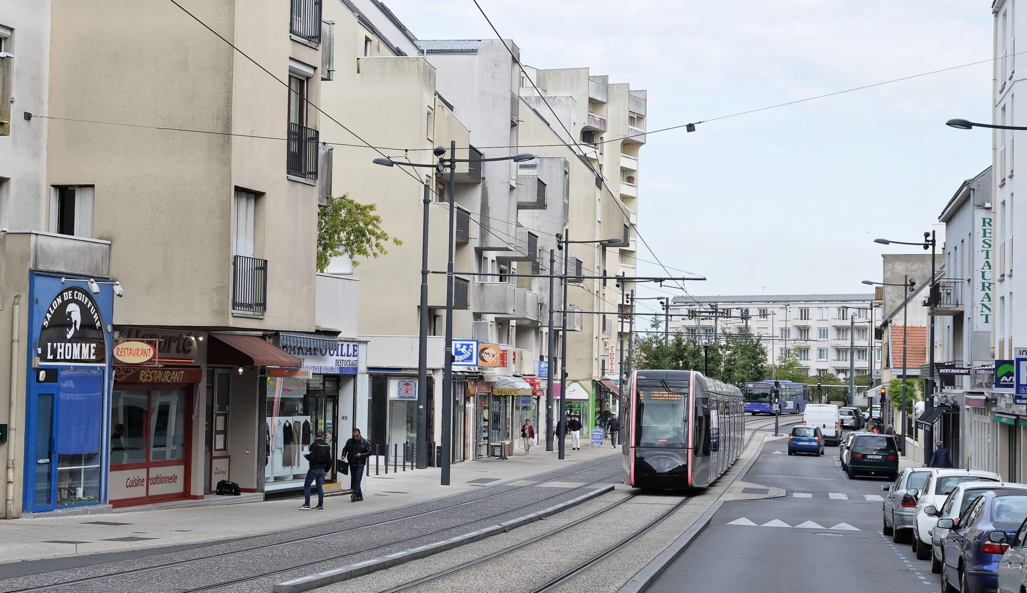 Joue Les Tours Commerces Rue Gamard