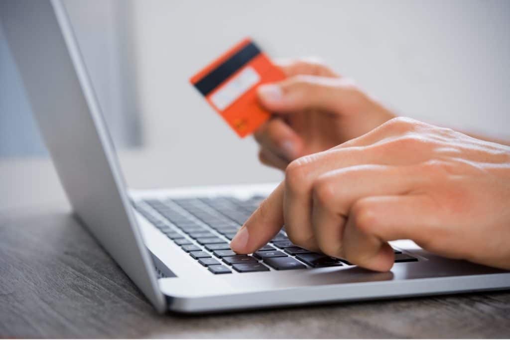 Voici 10 erreurs à éviter lors de l'achat de meubles en ligne