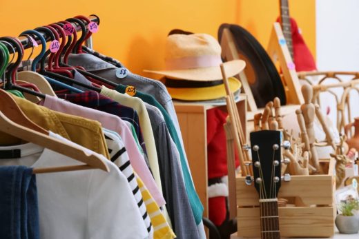 Guide pour organiser un vide-grenier réussi voici 10 conseils et astuces