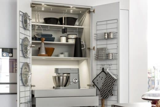 Conseils pour maximiser l'espace de rangement dans une petite cuisine