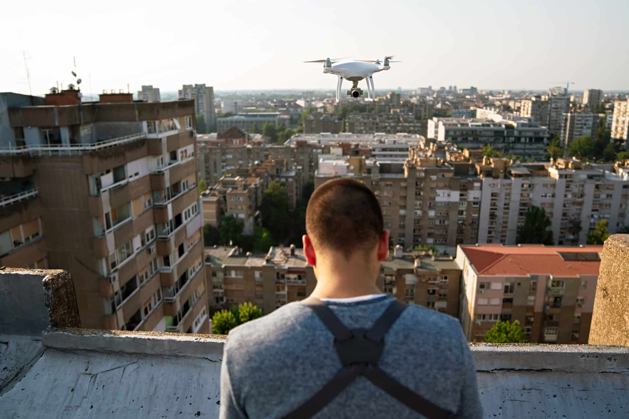 Drone intrusif