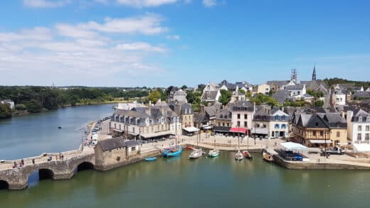 Maison neuve ou ancienne en Bretagne Sud : que choisir pour un premier achat ?