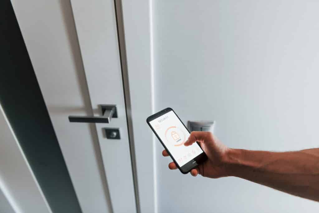 Serrure et smartphone